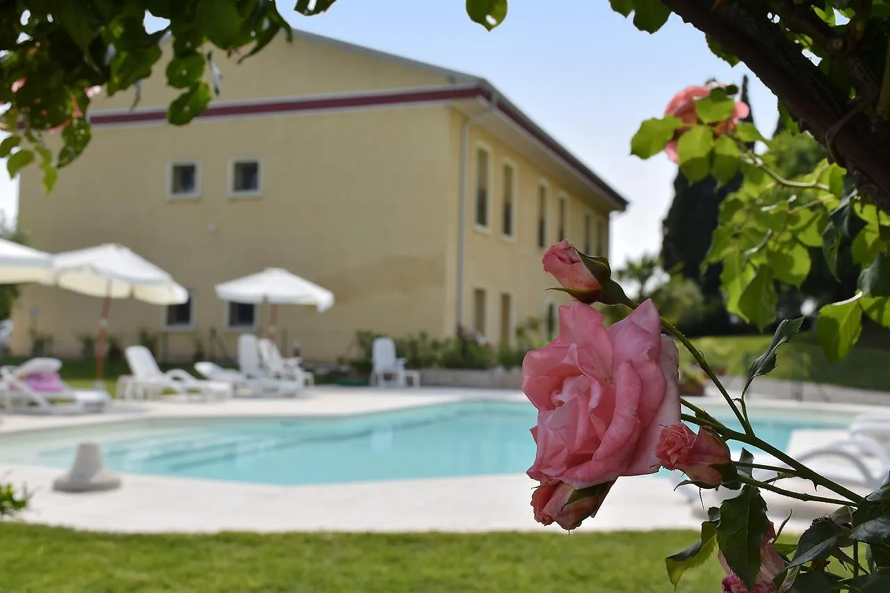 Salionze Agriturismo Panorama 0*,  איטליה