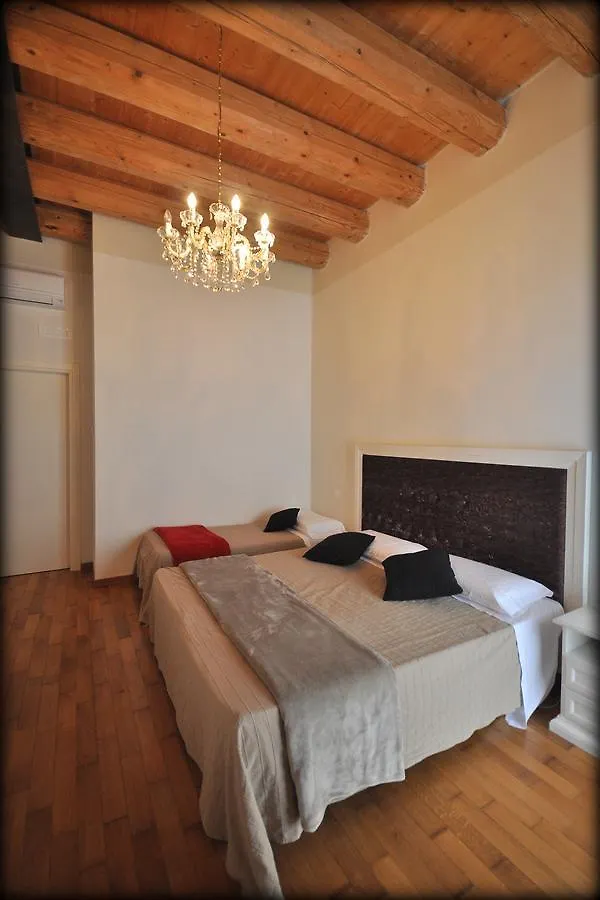 Salionze Agriturismo Panorama בית חווה