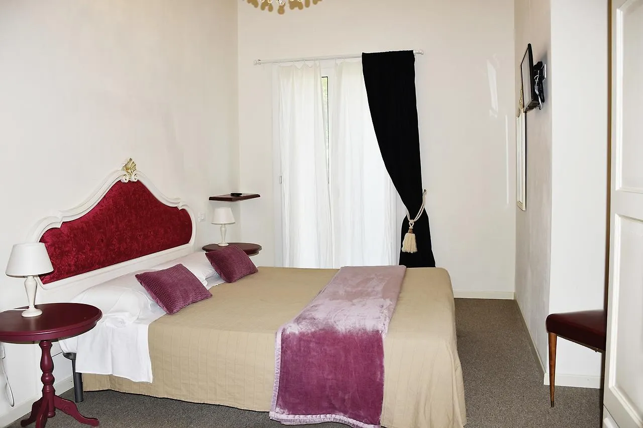 Agriturismo Panorama Castelnuovo del Garda Çiftlik konaklama